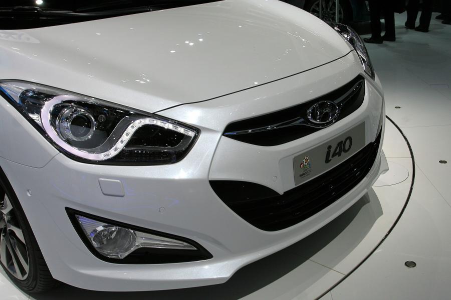  Hyundai i40 2012 года  (фото 16 из 22)